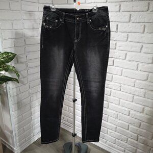 Suko Jeans Ladies Size 10 Narrow Legs Black Jeans